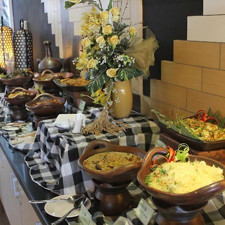 Maxonehotels.Com At Tidar Surabaya Luaran gambar