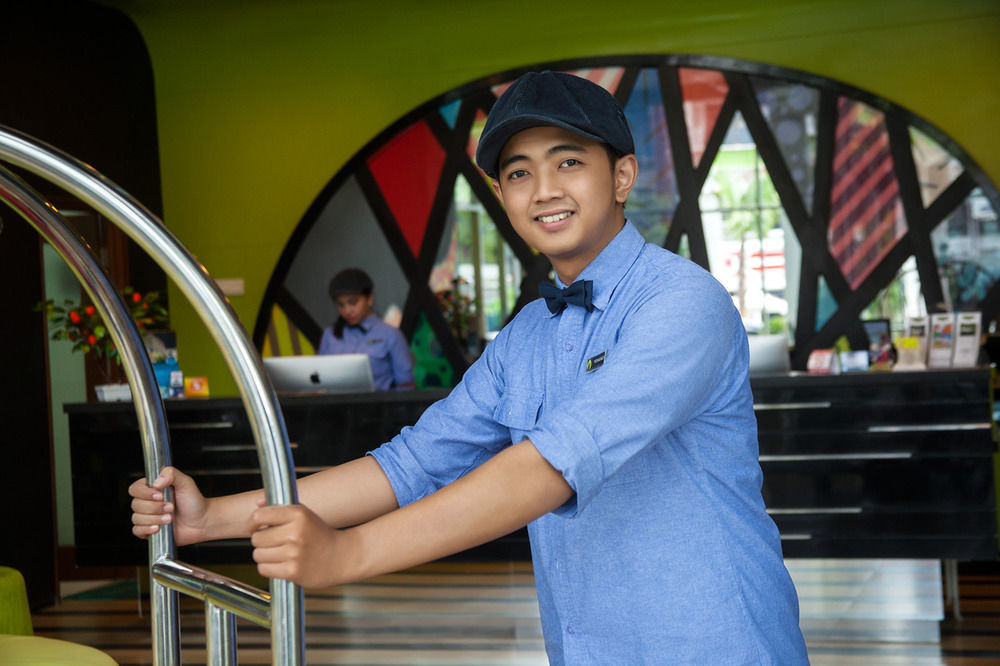 Maxonehotels.Com At Tidar Surabaya Luaran gambar