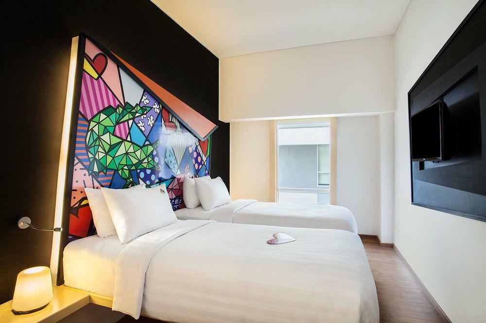 Maxonehotels.Com At Tidar Surabaya Luaran gambar